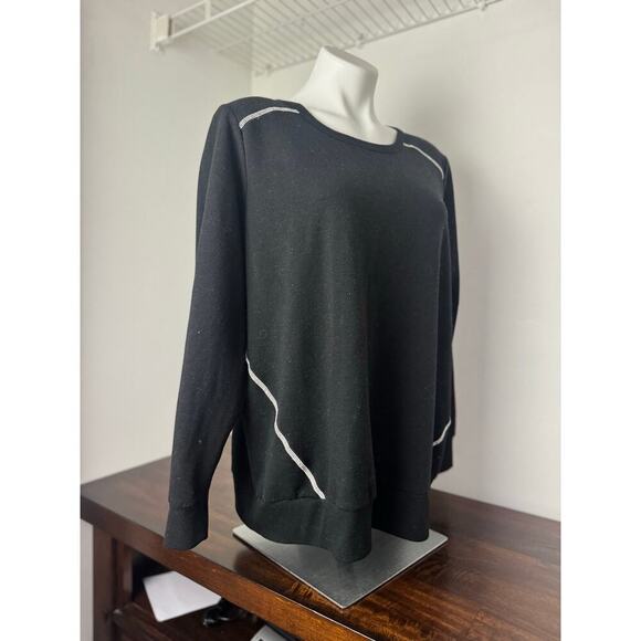 Torrid Black with Rhinestones Sweaters Size 3X - Picture 4 of 10